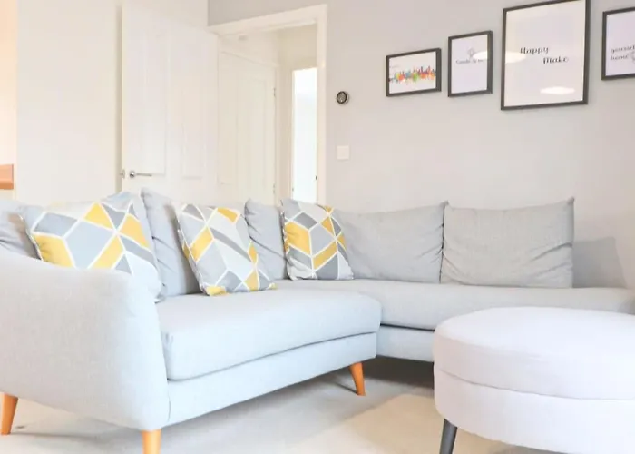 Broad Leaze 2 Apartment