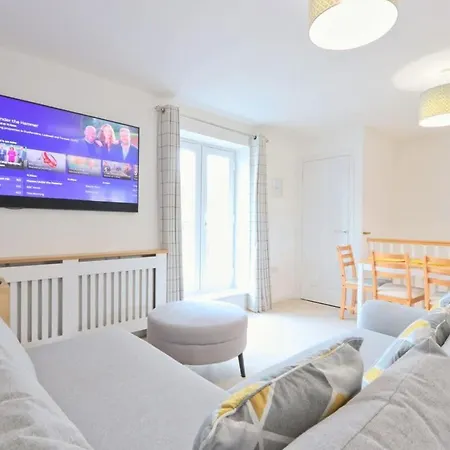 Broad Leaze 2 Apartment *