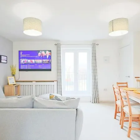 Broad Leaze 2 Apartment *