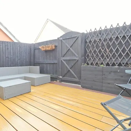 Broad Leaze 2 Daire Bristol